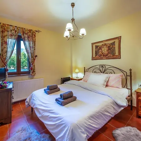 Livadi Cozy Chalet *